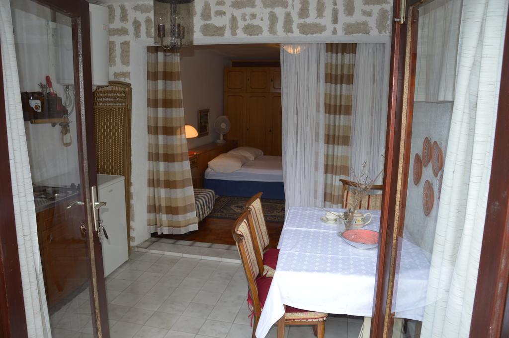 Hous Mira Apartman *